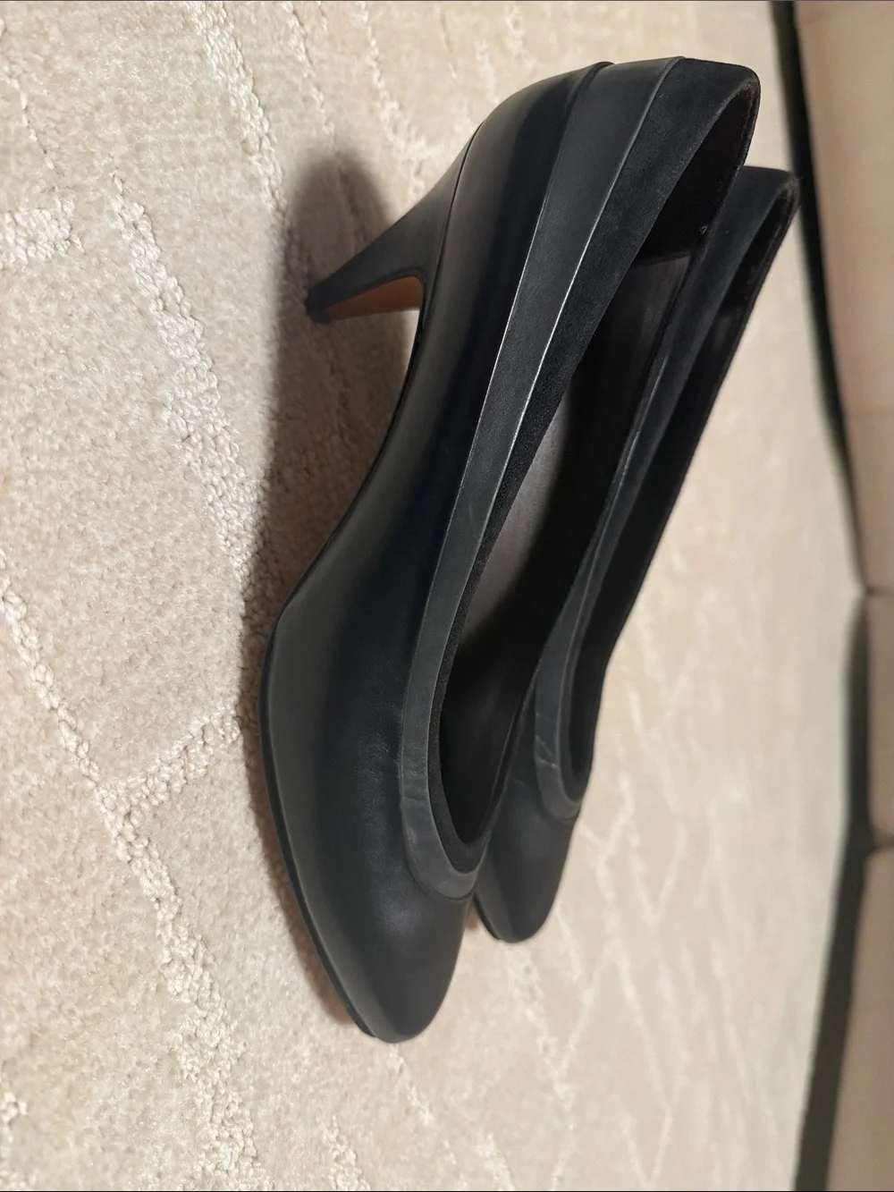 Sesto Meucci Black Pointed Leather Pumps